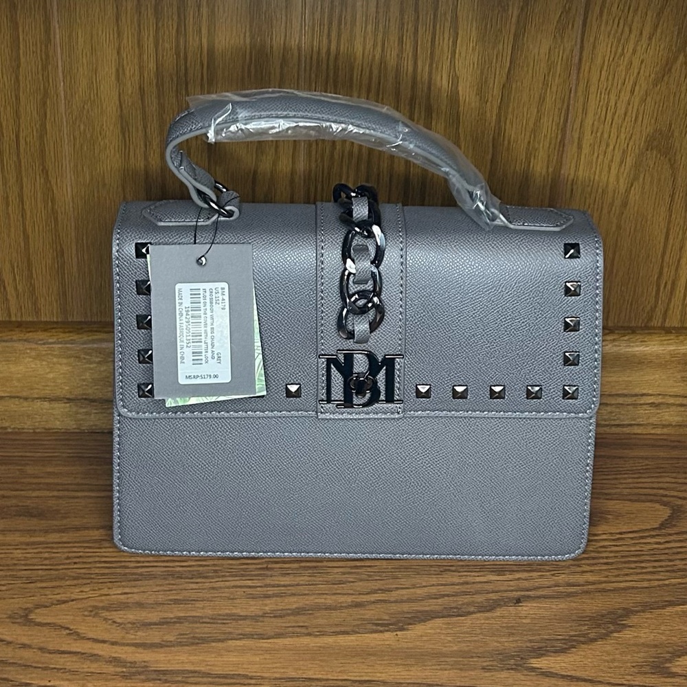 Badgley Mischka Crossbody w/Big Chain & Studs on cover, Letter Lock BM-4179 Grey
